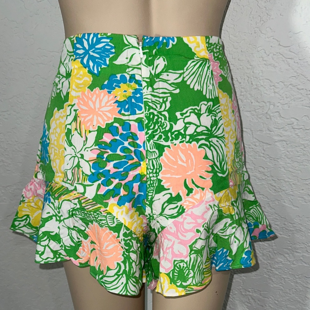 Lilly Pulitzer Multicolor Floral Ruffle Shorts - Picture 2 of 3